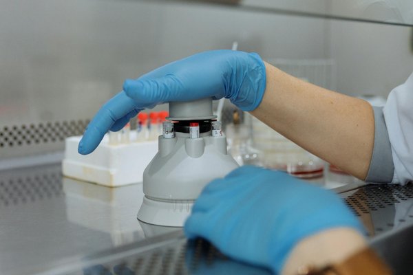 Soin quantique : découvrez une approche énergétique puissante